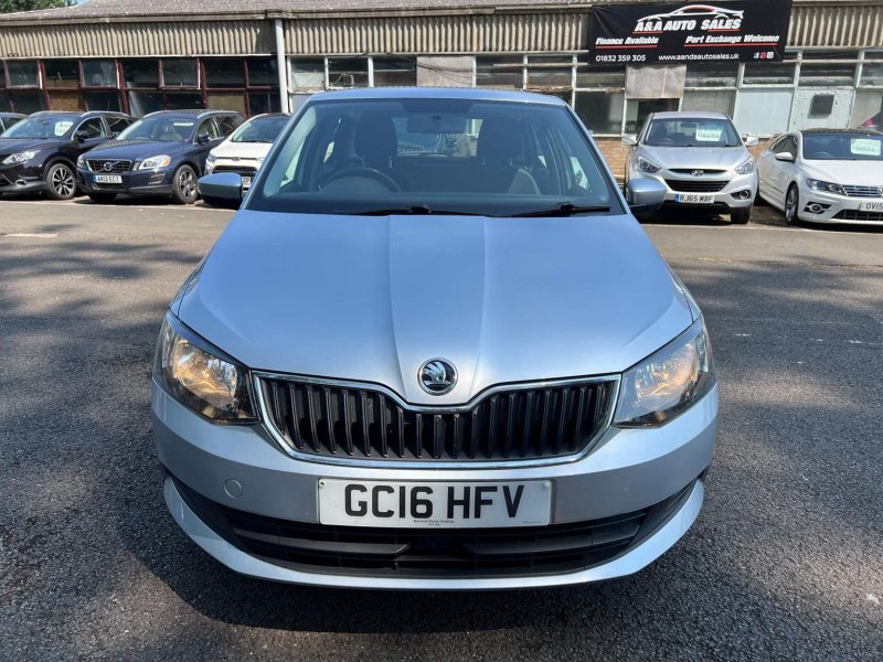 SKODA FABIA