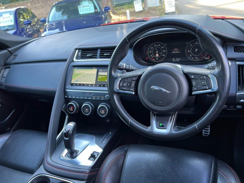 JAGUAR E-PACE