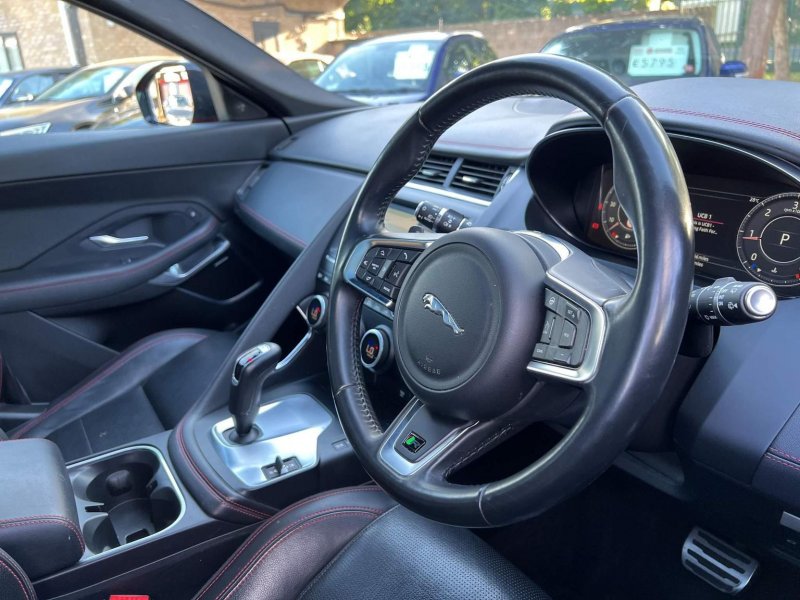 JAGUAR E-PACE