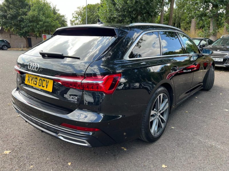AUDI A6 AVANT