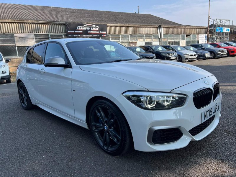 BMW 1 SERIES
