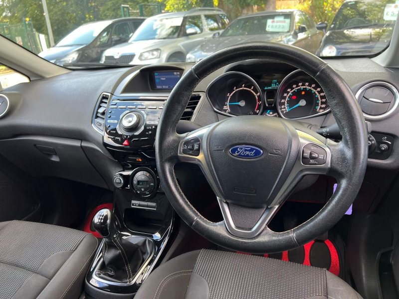 FORD FIESTA