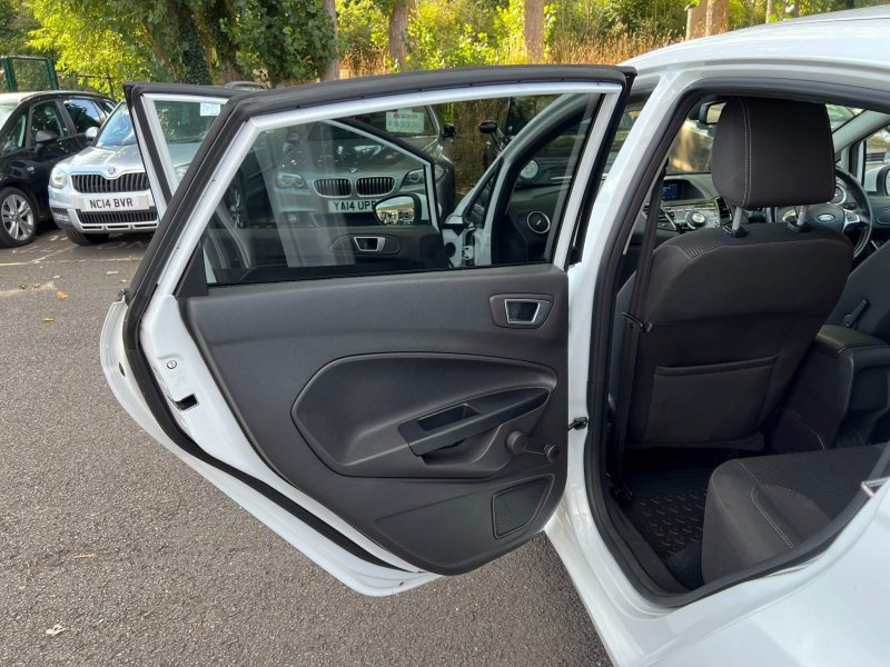 FORD FIESTA