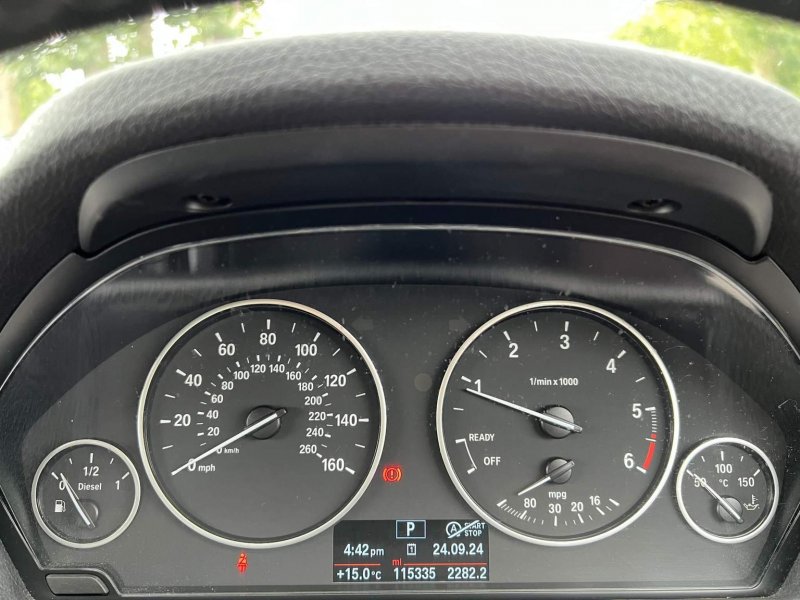 BMW 3 SERIES