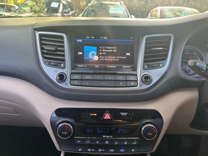 HYUNDAI TUCSON