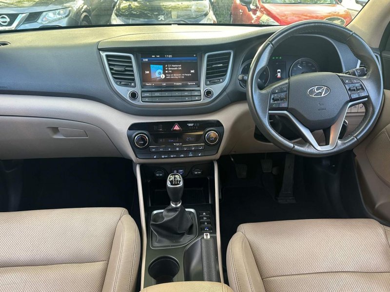 HYUNDAI TUCSON