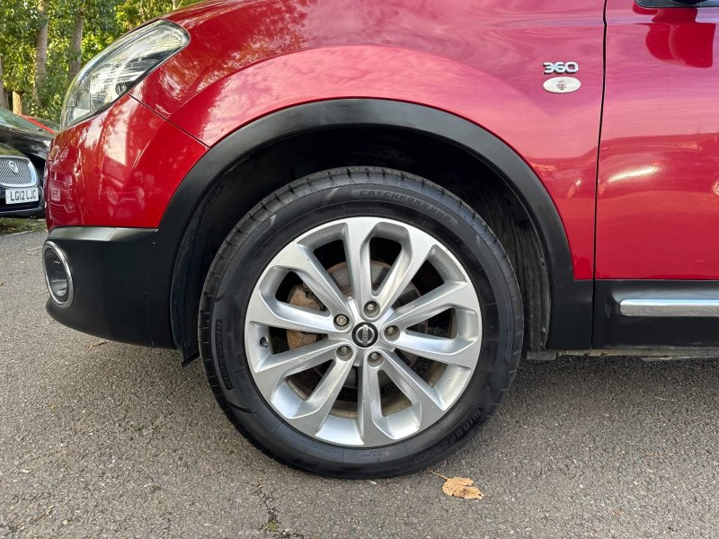 NISSAN QASHQAI