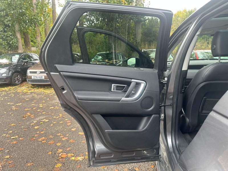 LAND ROVER DISCOVERY SPORT