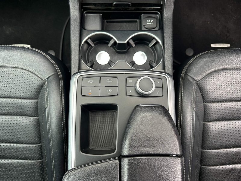 MERCEDES-BENZ M CLASS