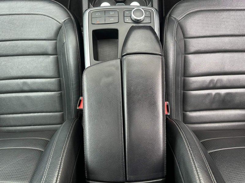 MERCEDES-BENZ M CLASS