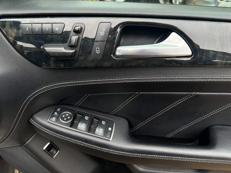 MERCEDES-BENZ M CLASS