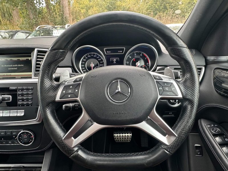MERCEDES-BENZ M CLASS