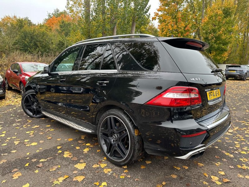 MERCEDES-BENZ M CLASS