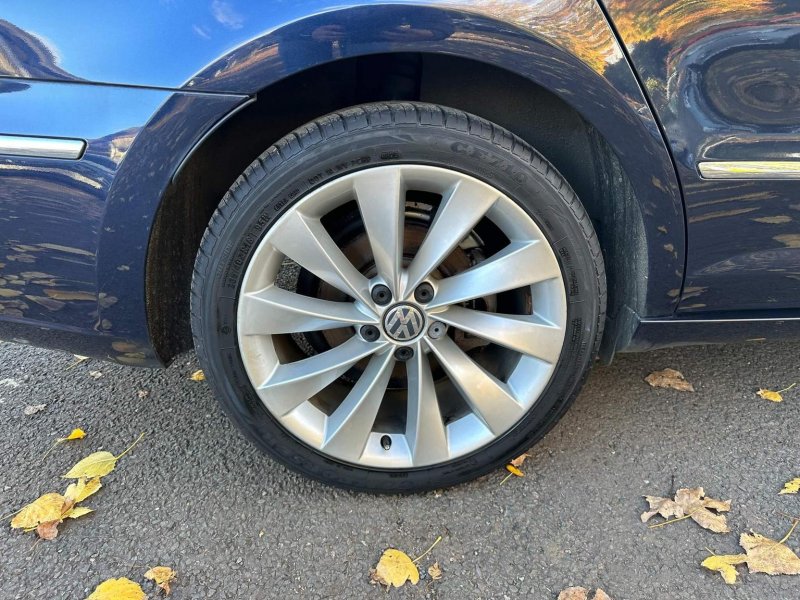 VOLKSWAGEN CC