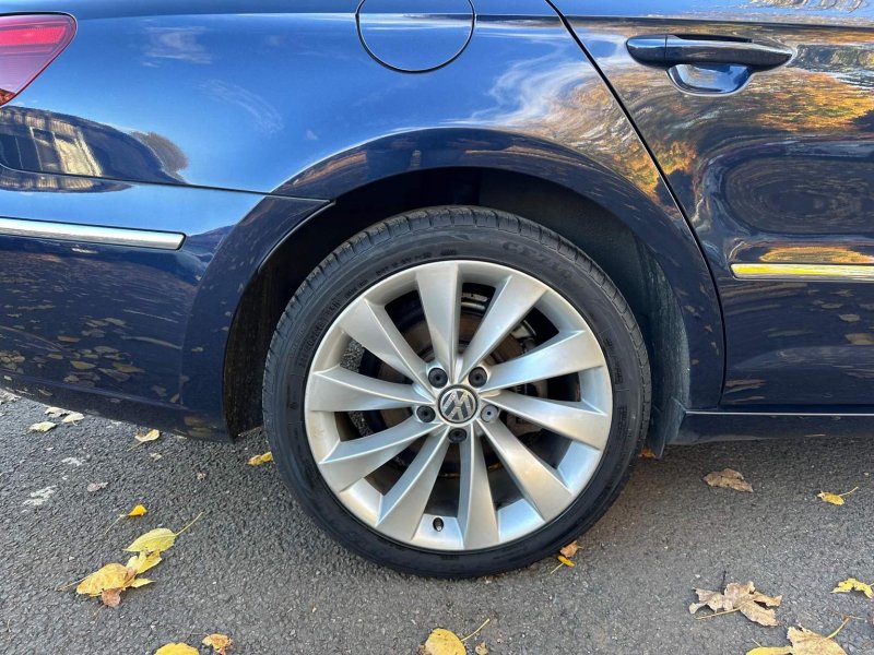 VOLKSWAGEN CC