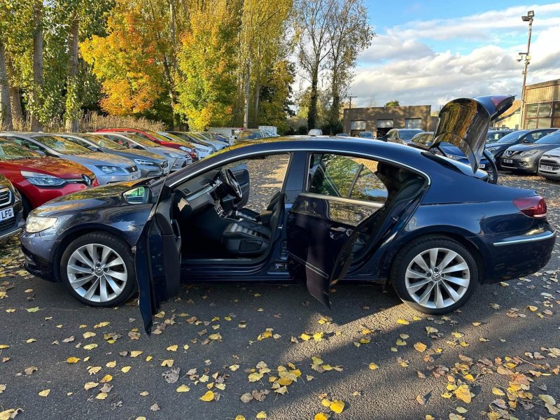 VOLKSWAGEN CC