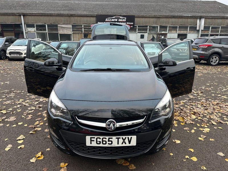 VAUXHALL ASTRA