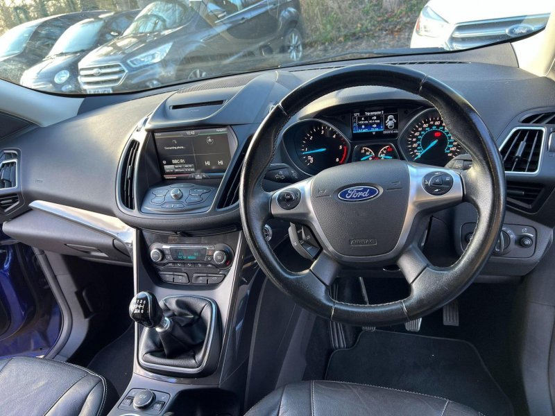 FORD KUGA