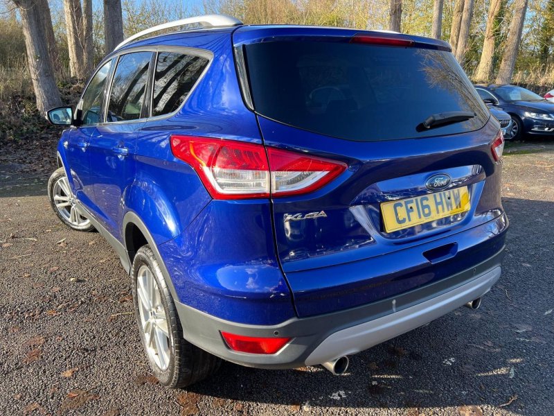 FORD KUGA