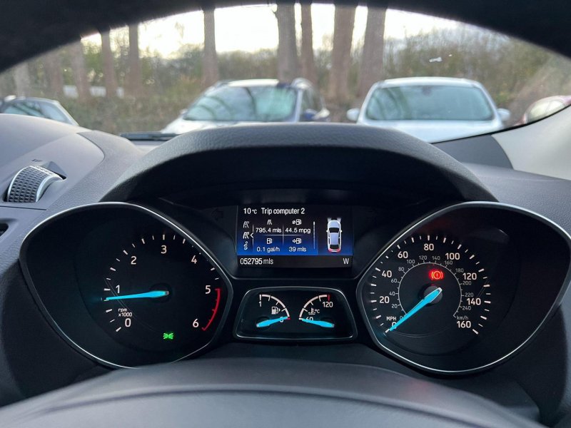 FORD KUGA