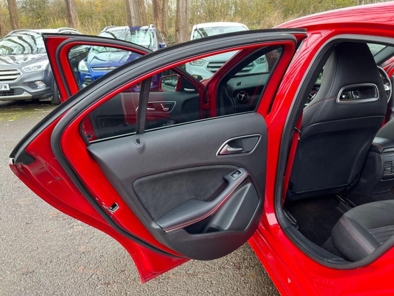 MERCEDES-BENZ A CLASS
