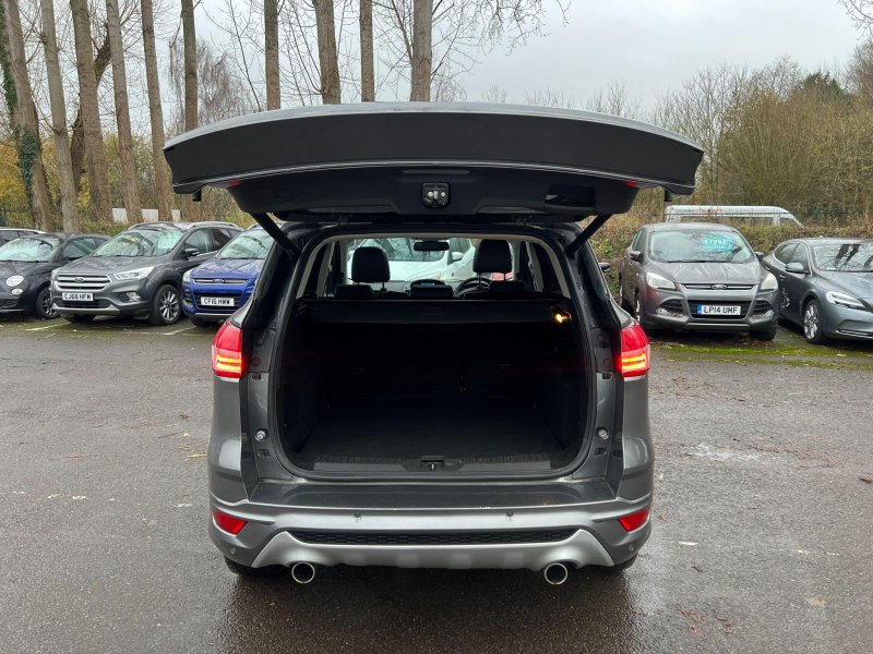 FORD KUGA