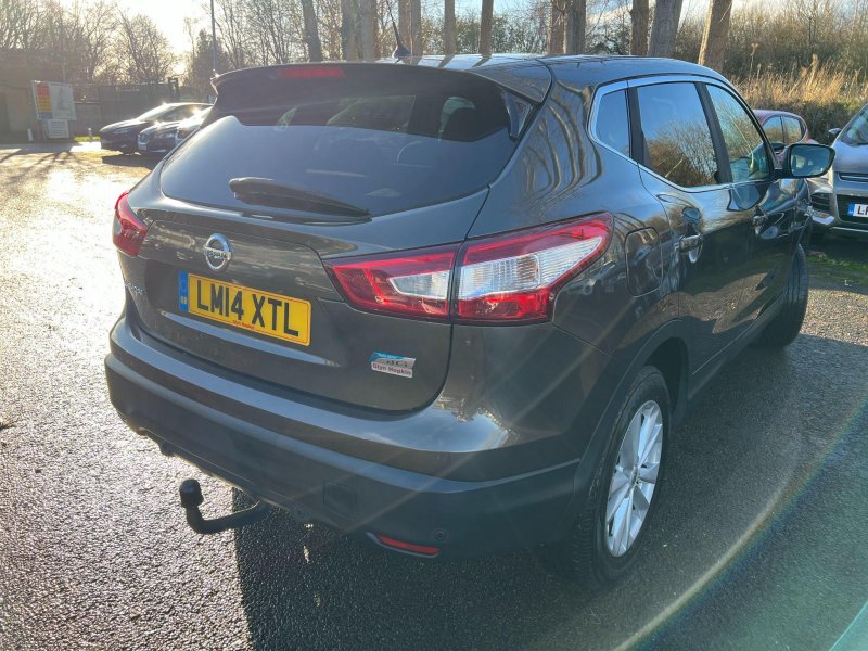 NISSAN QASHQAI