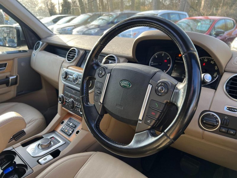LAND ROVER DISCOVERY 4
