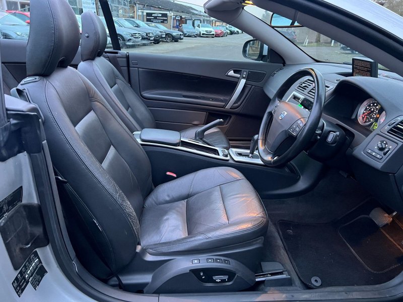 VOLVO C70