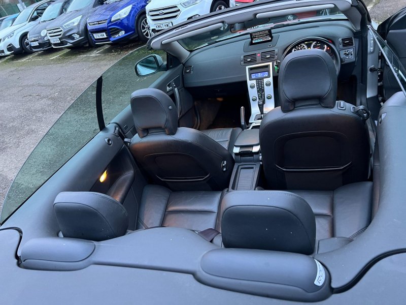 VOLVO C70