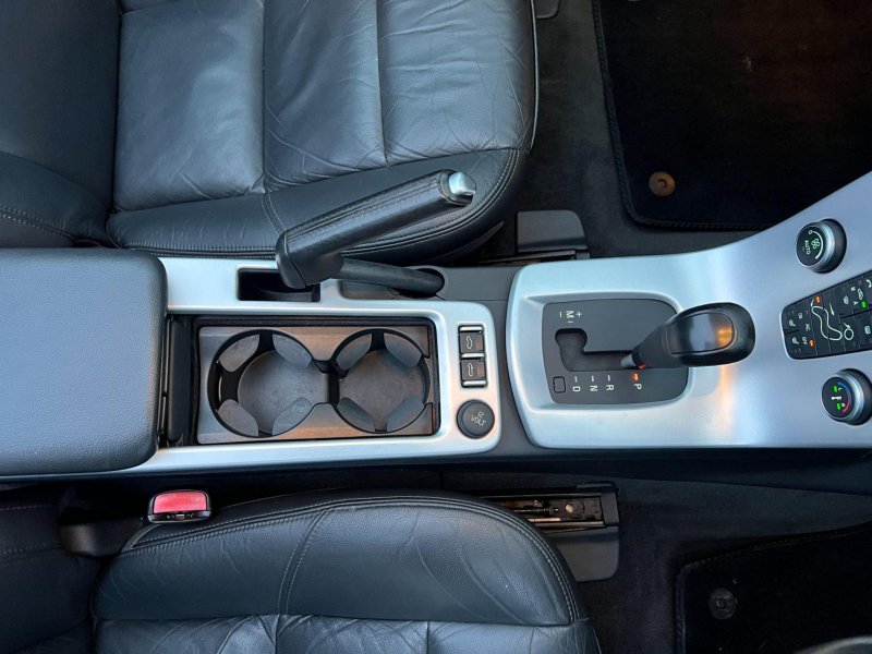 VOLVO C70