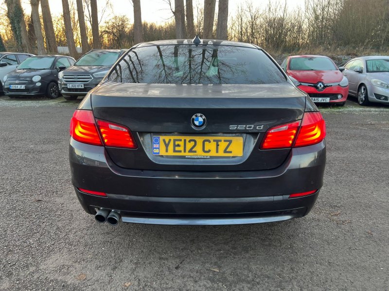 BMW 5 SERIES