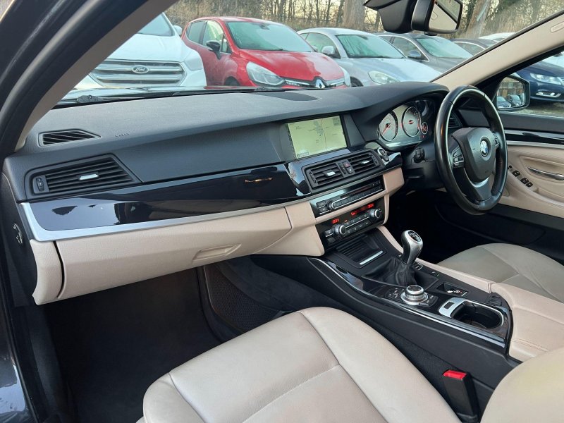 BMW 5 SERIES