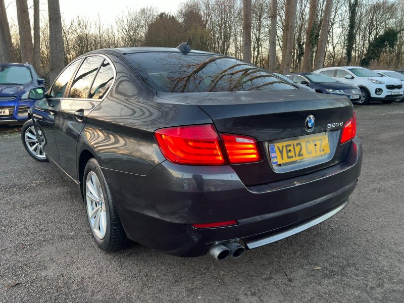 BMW 5 SERIES