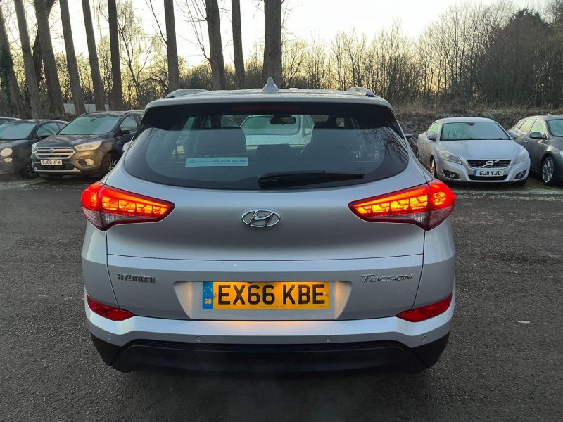HYUNDAI TUCSON