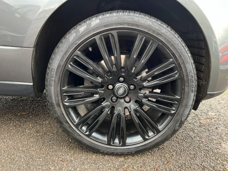 LAND ROVER RANGE ROVER