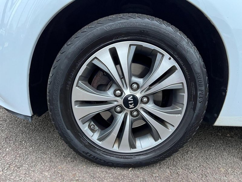KIA VENGA