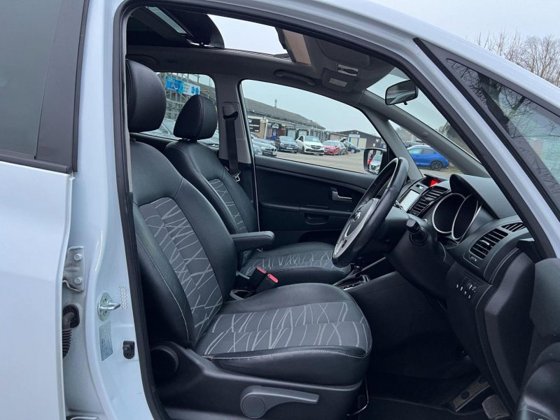 KIA VENGA