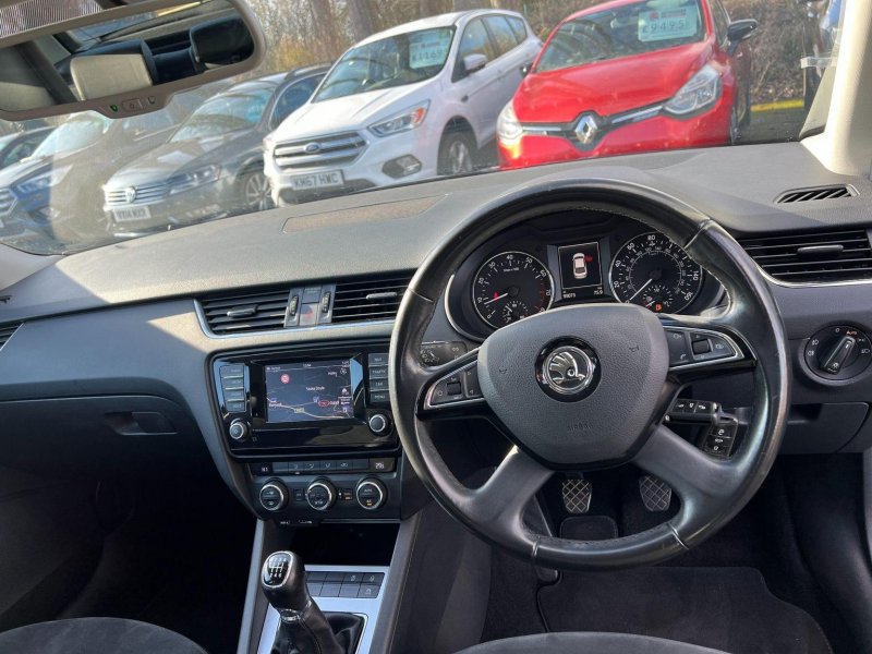 SKODA OCTAVIA