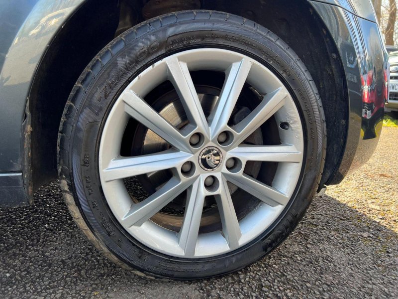 SKODA OCTAVIA