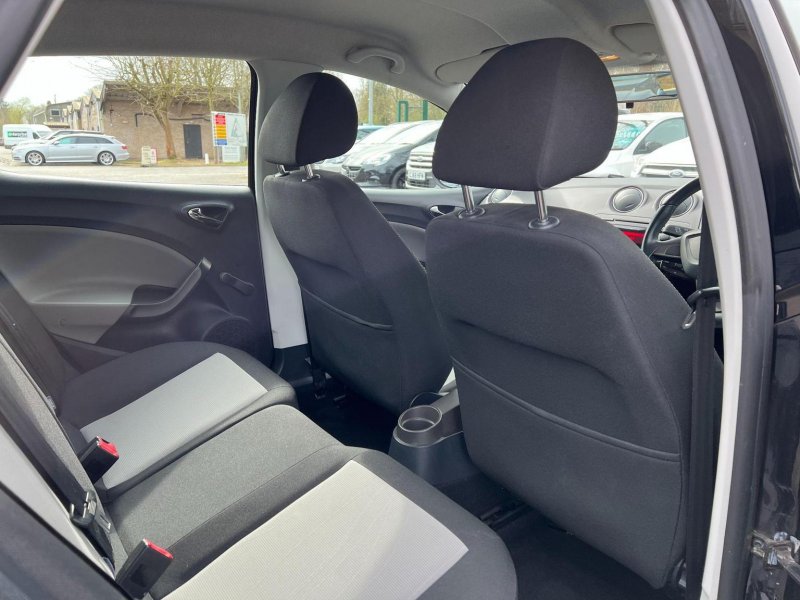 SEAT IBIZA