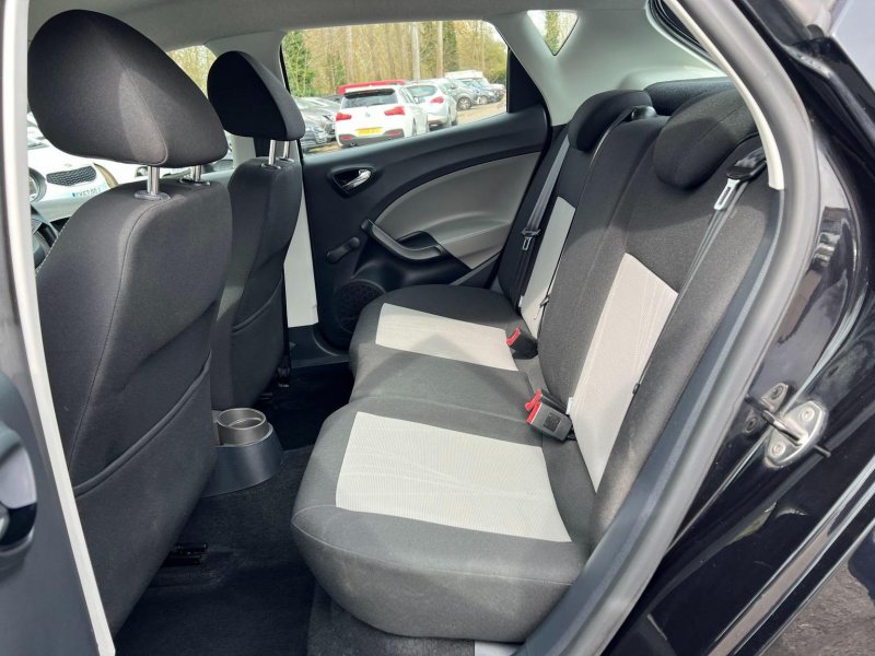 SEAT IBIZA