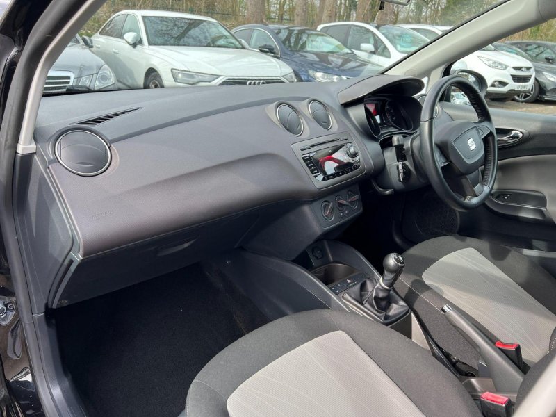 SEAT IBIZA